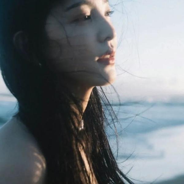 高手下山,我被师姐包围了